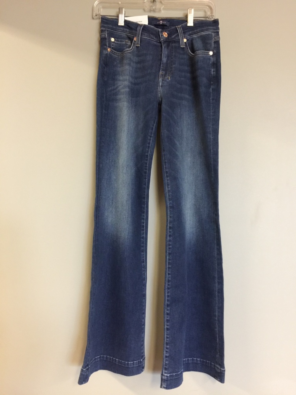 Women's Tailorless Dojo Mid Rise Flared Jean. Dark Blue. - Picture 3 of 5